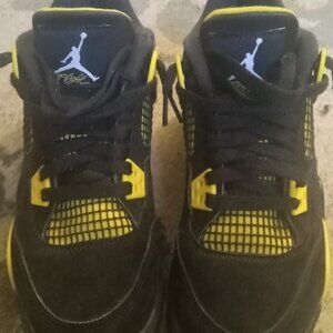 Air Jordan 4